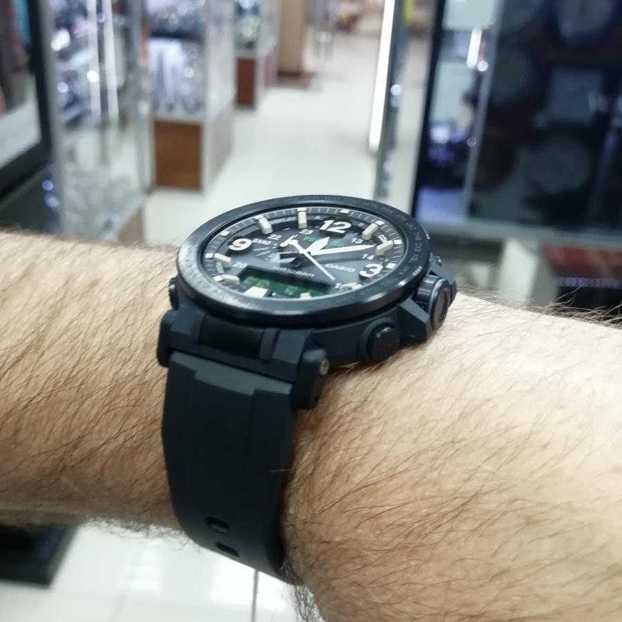 PRG 600Y 1E CASIO SPORT