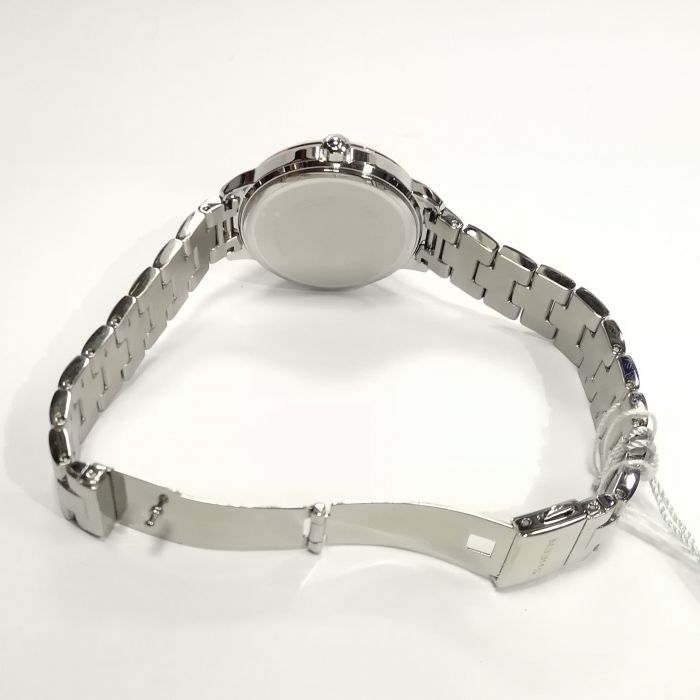 Casio SHE-3055SG-7A вид сзади Casio SHE-3055SG-7A вид сзади