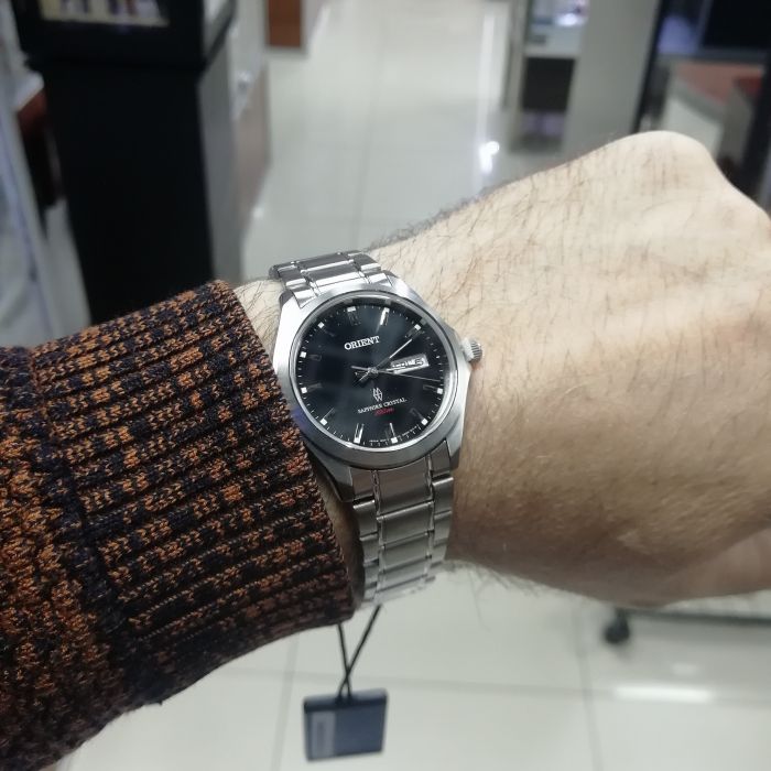 FUG0Q009B6 на руке FUG0Q009B6 на руке