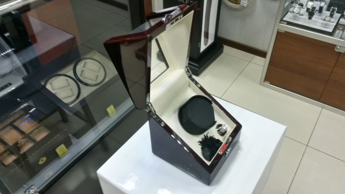 Виндер WW-8096-MAC для механических часов с автоподзаводом Виндер WW-8096-MAC для механических часов с автоподзаводом