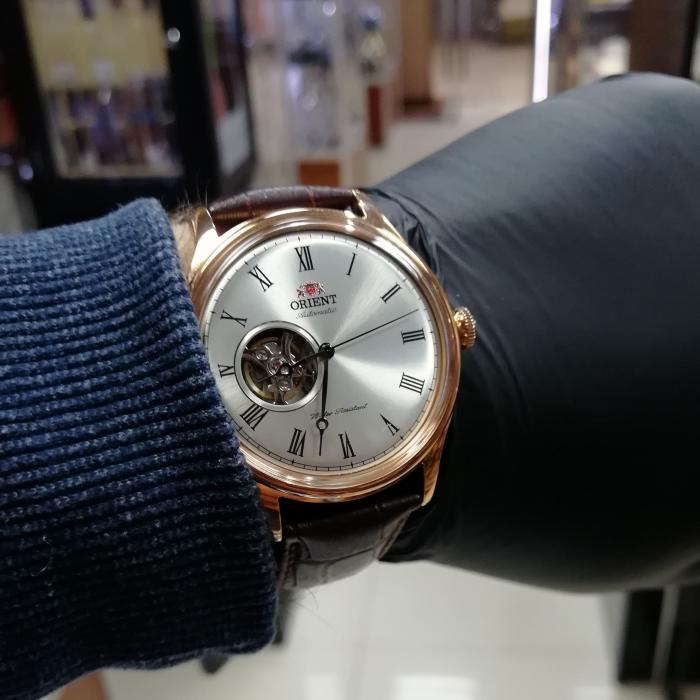 FAG00001S0 на руке FAG00001S0 на руке