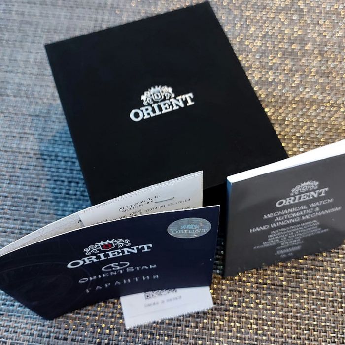 Коробка и гарантия Коробка и гарантия